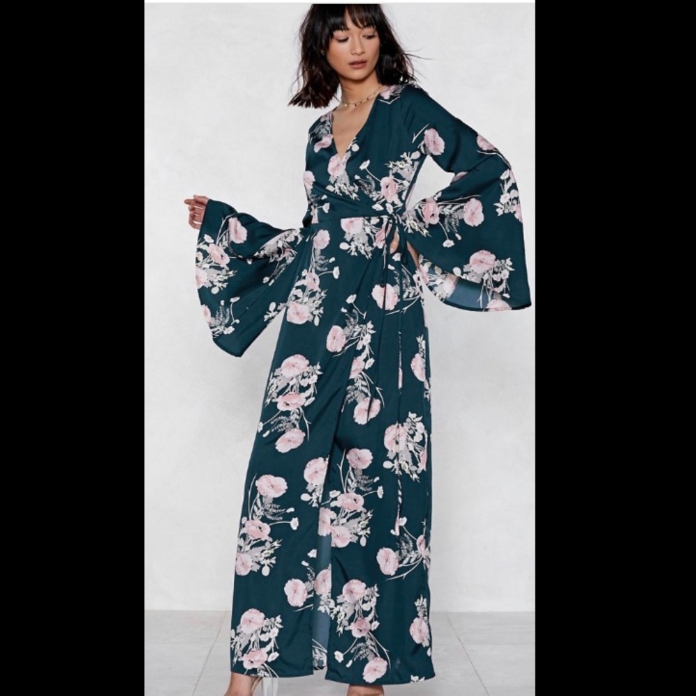 NASTY GAL Kimono wrap dress